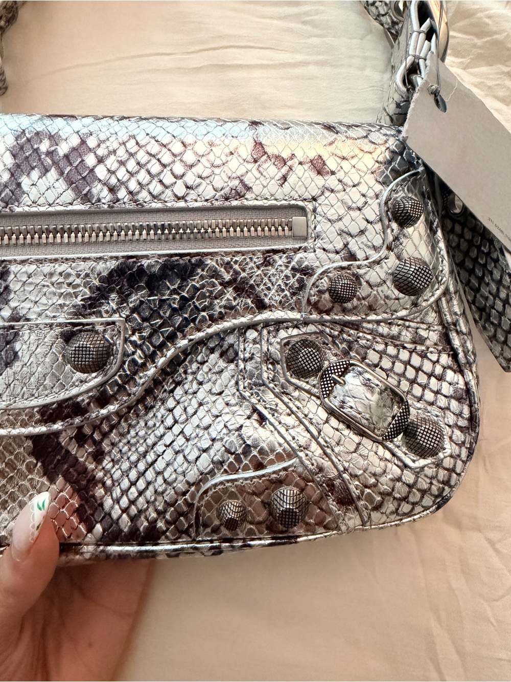Balenciaga Le Cagole Giant Studs Sling Bag Python Embossed Leather - Picture 4 of 9